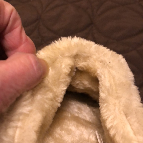 GAP SLIPPERS - METALLIC - FUR SLIDES - women’s size 9/10 - #213 - Picture 12 of 14